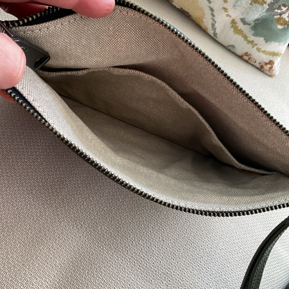 Etienne Aigner Leather Wristlet Clutch Sage Green Zip Pouch 11x 8 Madison Style - Picture 5 of 9